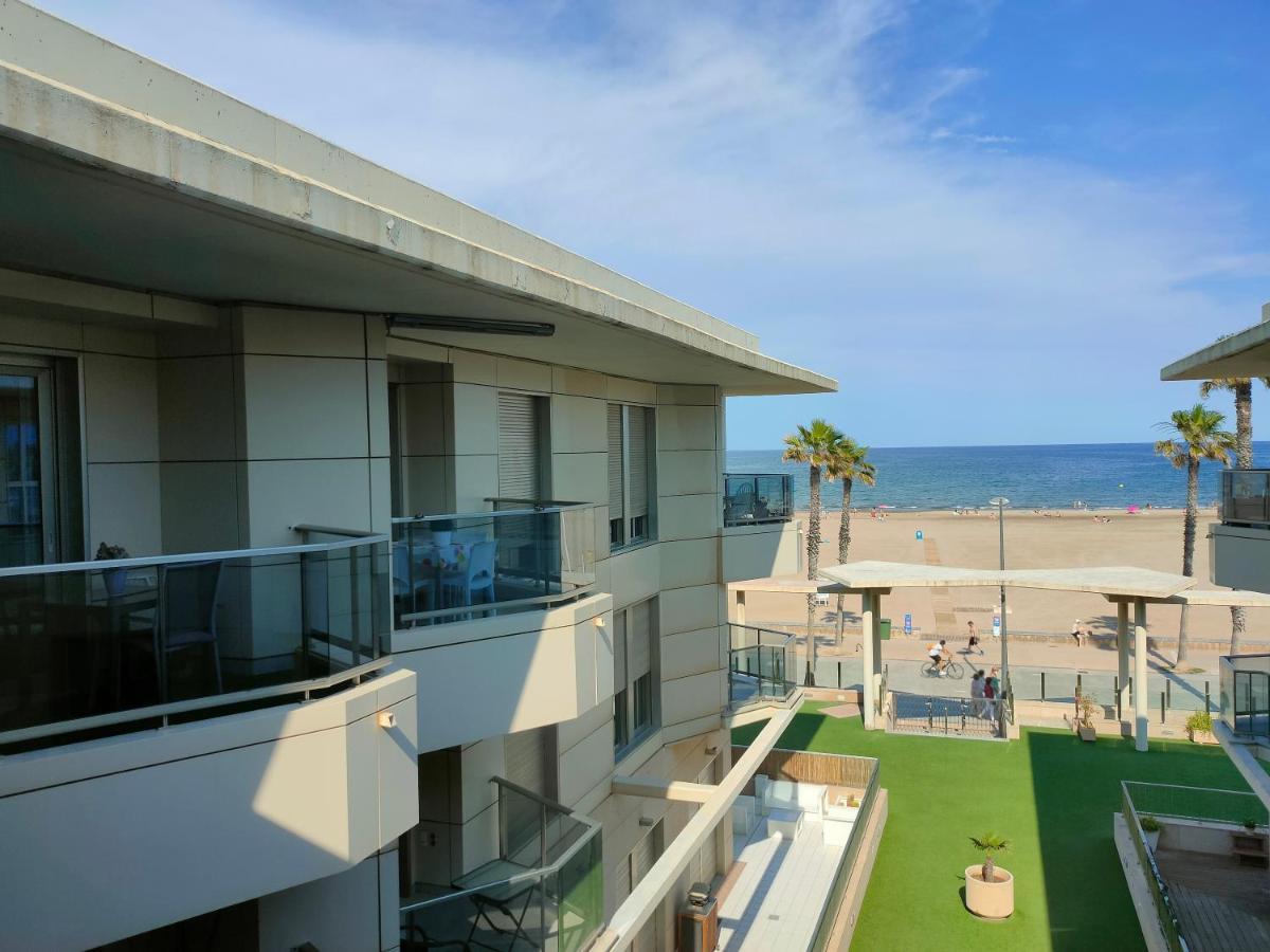 Non Stress Arena Primera Linea De Playa Валенсия Екстериор снимка